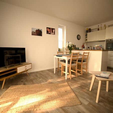 Schöne Ferienwohnung Breege Exterior foto