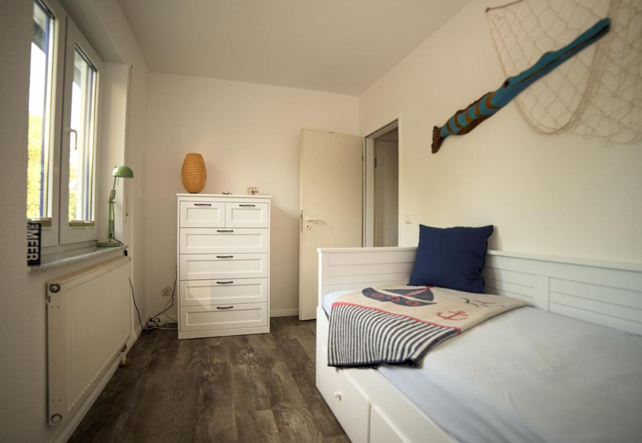 Schöne Ferienwohnung Breege Exterior foto