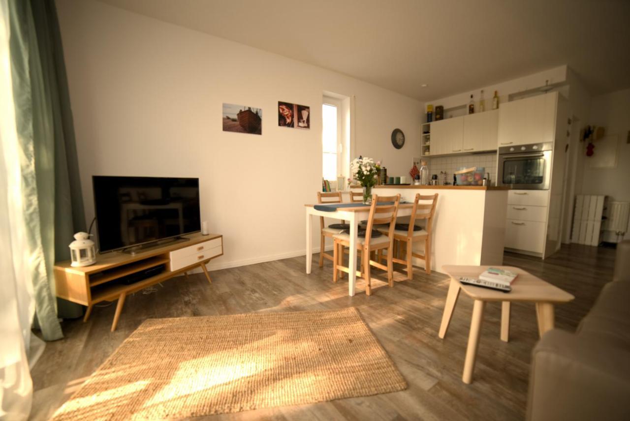 Schöne Ferienwohnung Breege Exterior foto