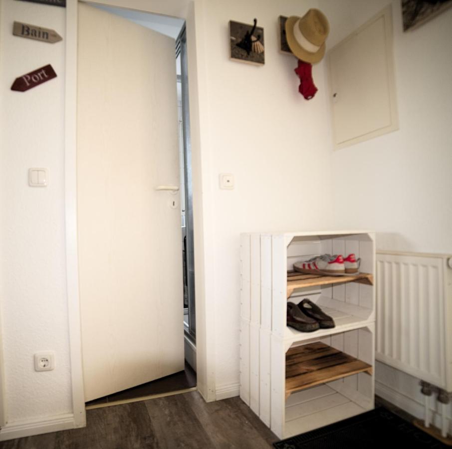 Schöne Ferienwohnung Breege Exterior foto